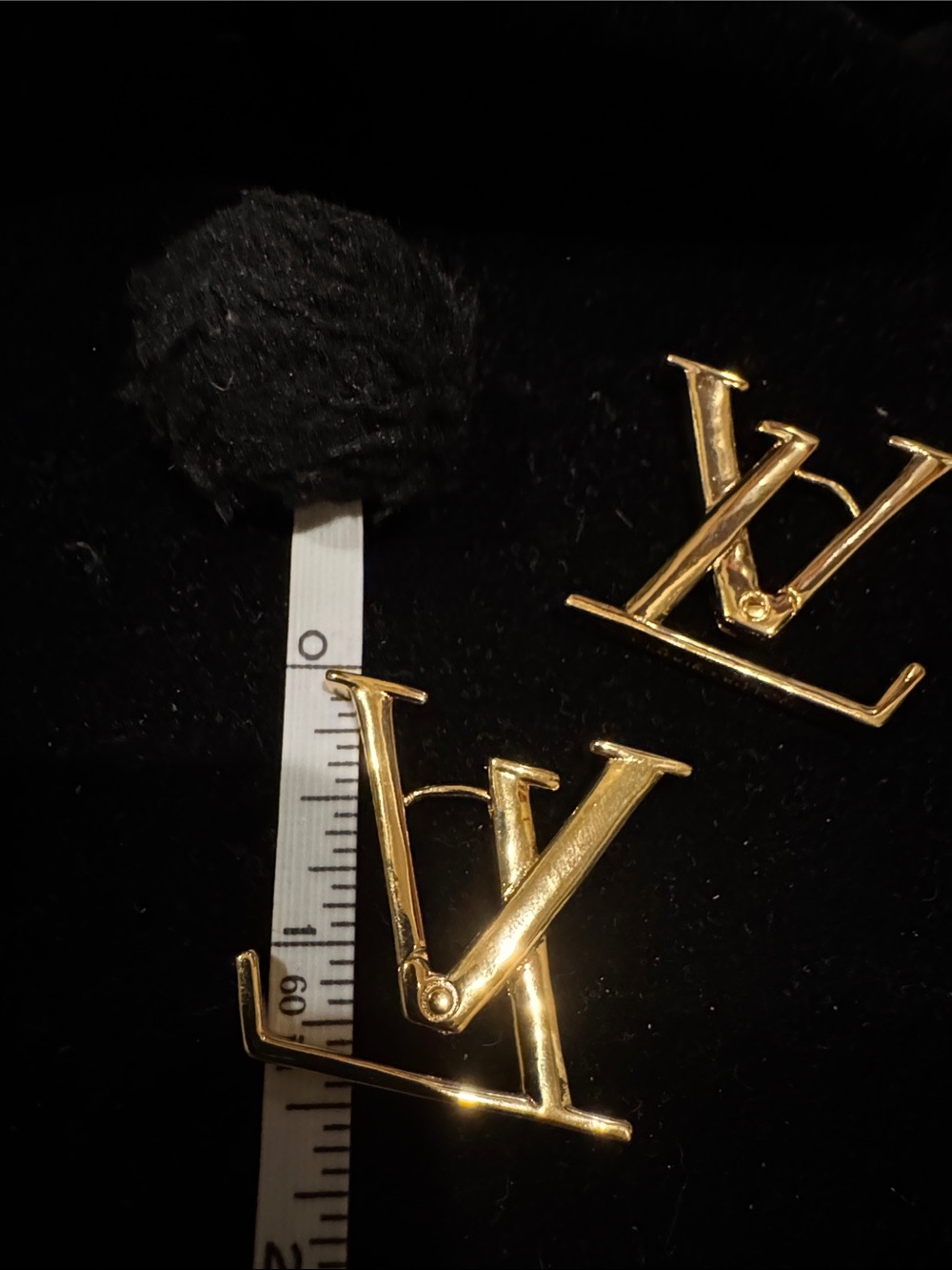 LV Initials Earrings - Picture 7 of 8